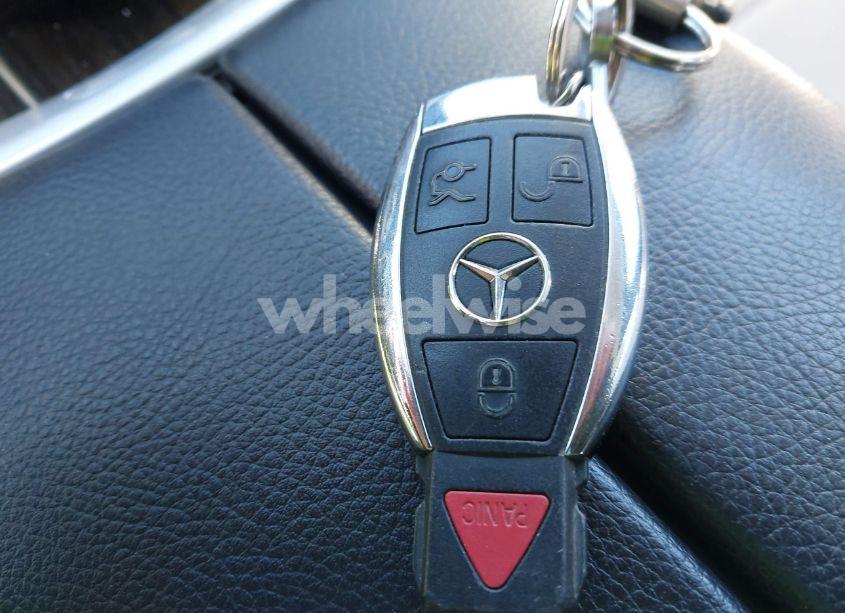 Photo 11 of 2016 Mercedes-benz C 300 4MATIC/LUXURY 4MATIC/SPORT 4MATIC (VIN 55SWF4KBXGU116864)