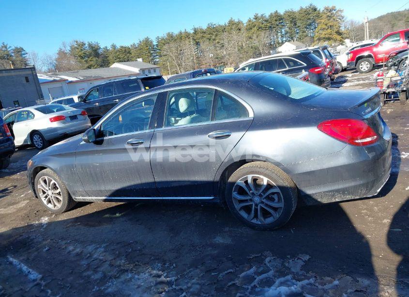 Photo 14 of 2016 Mercedes-benz C 300 4MATIC/LUXURY 4MATIC/SPORT 4MATIC (VIN 55SWF4KBXGU116864)