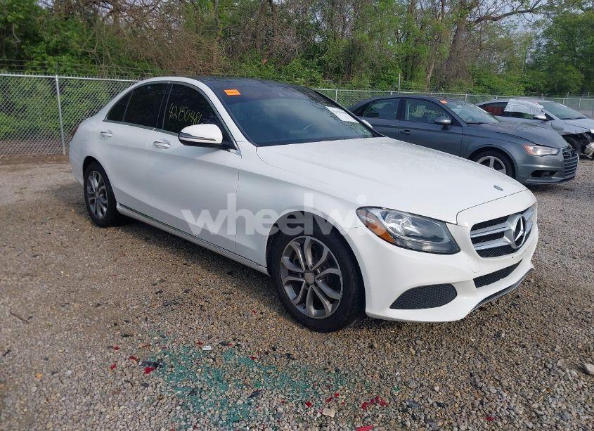 2016 Mercedes-benz C 300 4MATIC/LUXURY 4MATIC/SPORT 4MATIC (VIN 55SWF4KBXGU127315) main photo