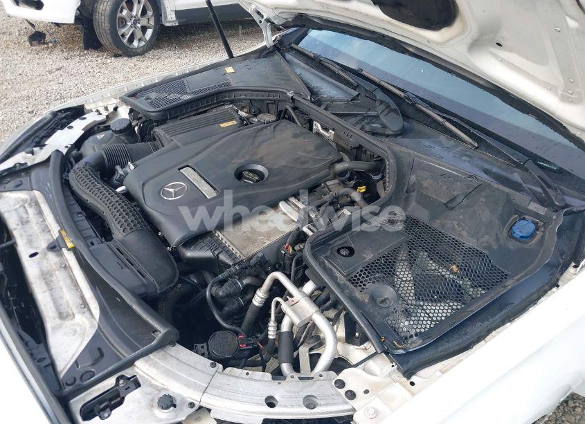 Photo 10 of 2016 Mercedes-benz C 300 4MATIC/LUXURY 4MATIC/SPORT 4MATIC (VIN 55SWF4KBXGU127315)