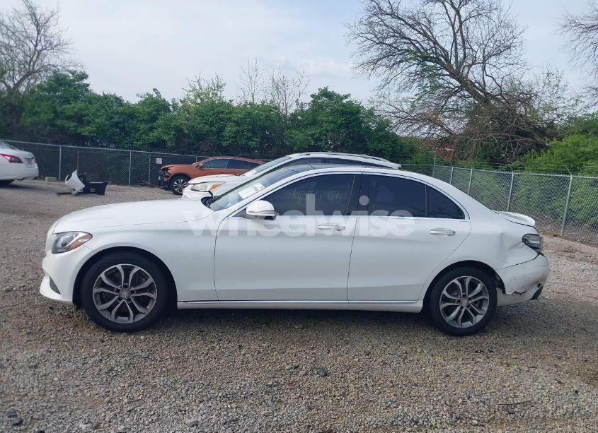 Photo 14 of 2016 Mercedes-benz C 300 4MATIC/LUXURY 4MATIC/SPORT 4MATIC (VIN 55SWF4KBXGU127315)