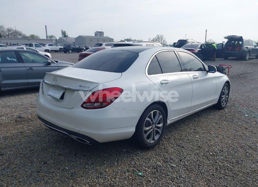 Photo 4 of 2016 Mercedes-benz C 300 4MATIC/LUXURY 4MATIC/SPORT 4MATIC (VIN 55SWF4KBXGU127315)