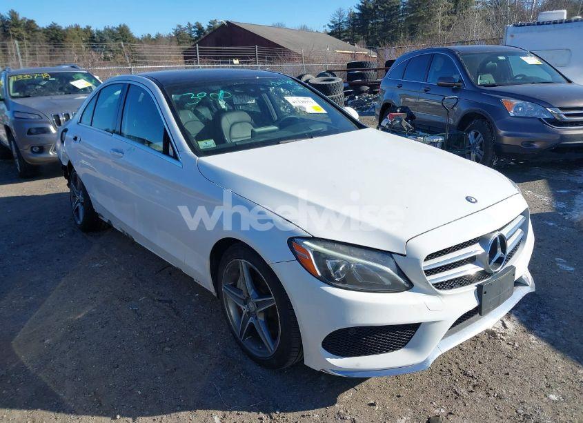 2016 Mercedes-benz C 300 4MATIC/LUXURY 4MATIC/SPORT 4MATIC (VIN 55SWF4KBXGU136208) main photo