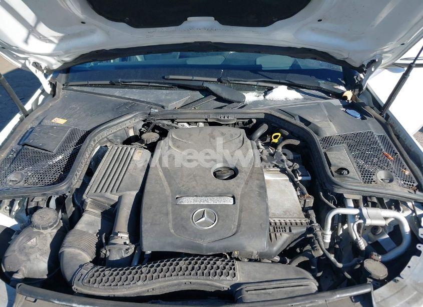 Photo 10 of 2016 Mercedes-benz C 300 4MATIC/LUXURY 4MATIC/SPORT 4MATIC (VIN 55SWF4KBXGU136208)