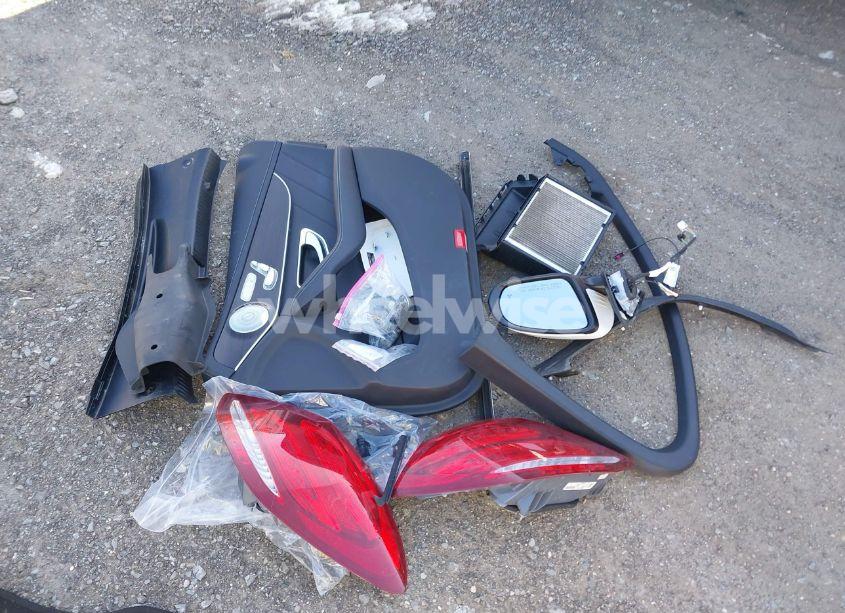 Photo 12 of 2016 Mercedes-benz C 300 4MATIC/LUXURY 4MATIC/SPORT 4MATIC (VIN 55SWF4KBXGU136208)