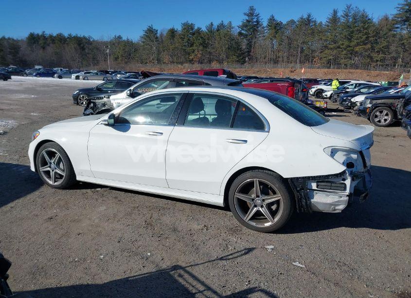 Photo 15 of 2016 Mercedes-benz C 300 4MATIC/LUXURY 4MATIC/SPORT 4MATIC (VIN 55SWF4KBXGU136208)