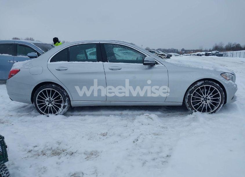 Photo 13 of 2016 Mercedes-benz C 300 (VIN 55SWF4KBXGU141540)