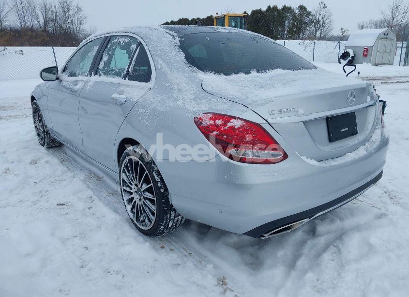 Photo 3 of 2016 Mercedes-benz C 300 (VIN 55SWF4KBXGU141540)