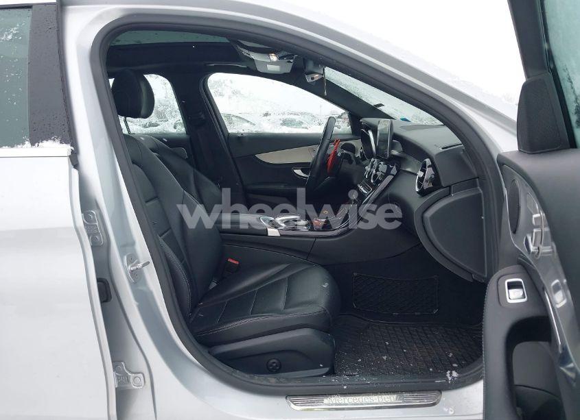 Photo 5 of 2016 Mercedes-benz C 300 (VIN 55SWF4KBXGU141540)