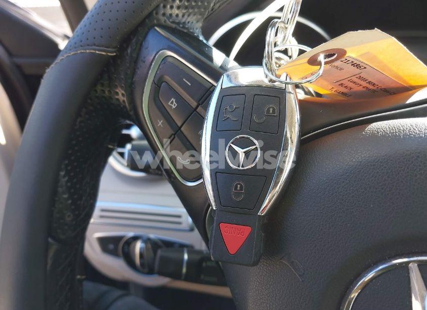 Photo 11 of 2016 Mercedes-benz C 300 4MATIC/LUXURY 4MATIC/SPORT 4MATIC (VIN 55SWF4KBXGU158306)