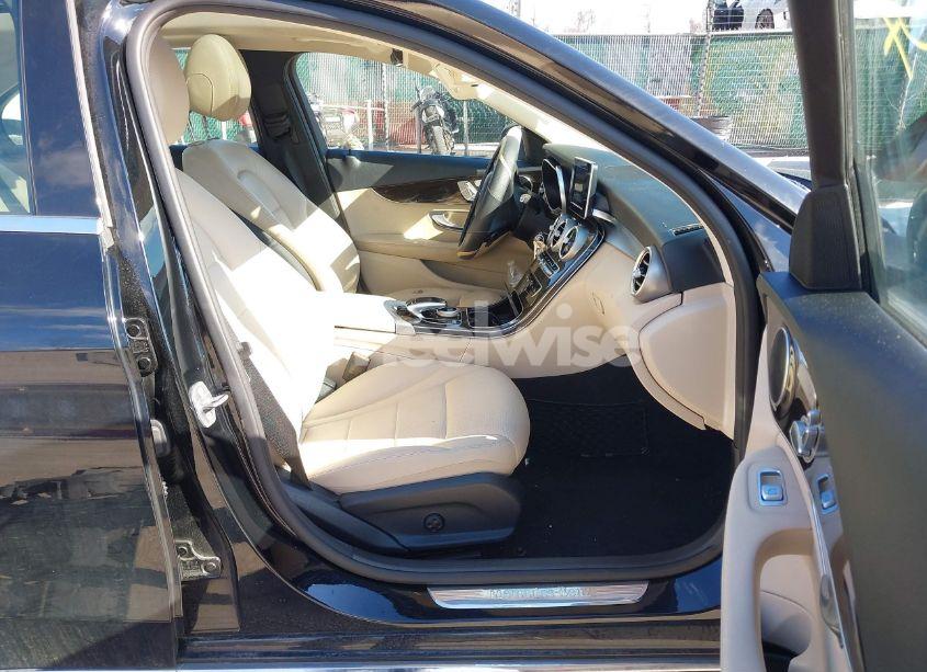 Photo 5 of 2016 Mercedes-benz C 300 4MATIC/LUXURY 4MATIC/SPORT 4MATIC (VIN 55SWF4KBXGU158306)