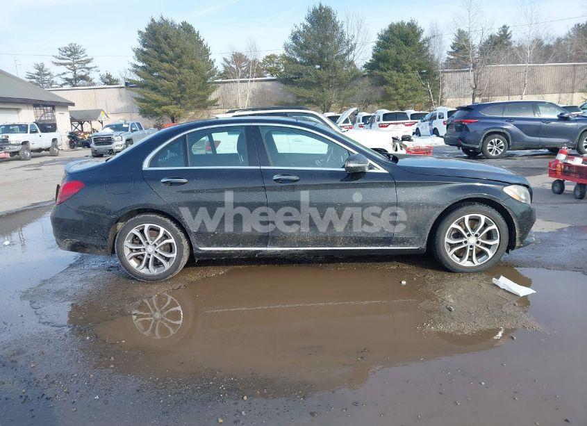 Photo 13 of 2016 Mercedes-benz C 300 4MATIC/LUXURY 4MATIC/SPORT 4MATIC (VIN 55SWF4KBXGU168561)