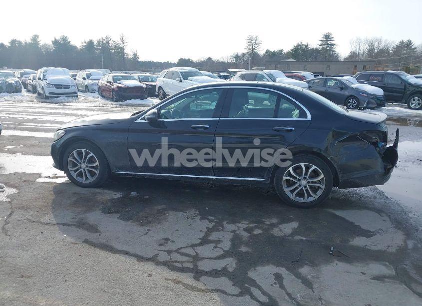 Photo 14 of 2016 Mercedes-benz C 300 4MATIC/LUXURY 4MATIC/SPORT 4MATIC (VIN 55SWF4KBXGU168561)