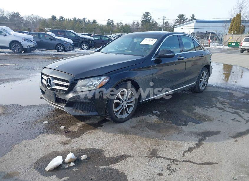 Photo 2 of 2016 Mercedes-benz C 300 4MATIC/LUXURY 4MATIC/SPORT 4MATIC (VIN 55SWF4KBXGU168561)