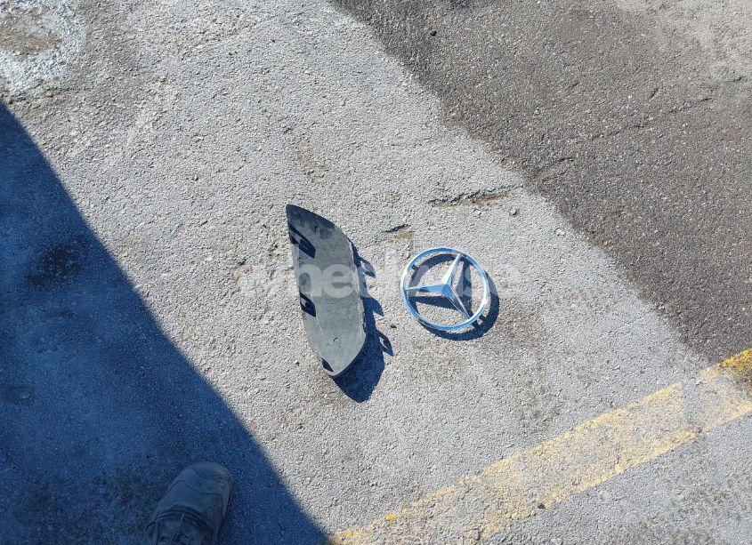 Photo 12 of 2016 Mercedes-benz C 300 4MATIC/LUXURY 4MATIC/SPORT 4MATIC (VIN 55SWF4KBXGU175557)