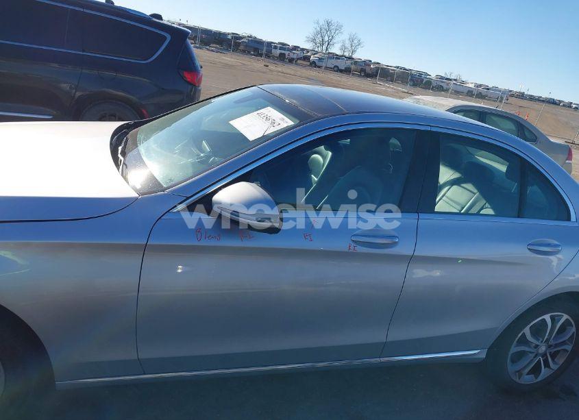 Photo 15 of 2016 Mercedes-benz C 300 4MATIC/LUXURY 4MATIC/SPORT 4MATIC (VIN 55SWF4KBXGU175557)