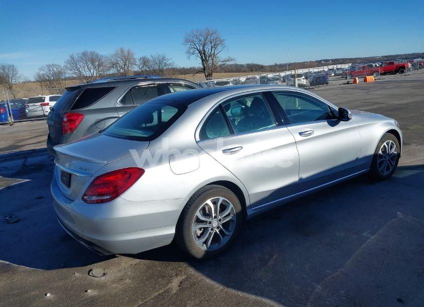 Photo 4 of 2016 Mercedes-benz C 300 4MATIC/LUXURY 4MATIC/SPORT 4MATIC (VIN 55SWF4KBXGU175557)