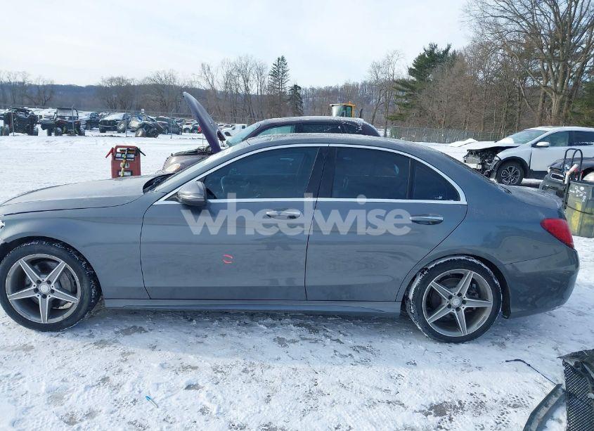 Photo 15 of 2017 Mercedes-benz C 300 4MATIC/LUXURY 4MATIC/SPORT 4MATIC (VIN 55SWF4KBXHU204198)