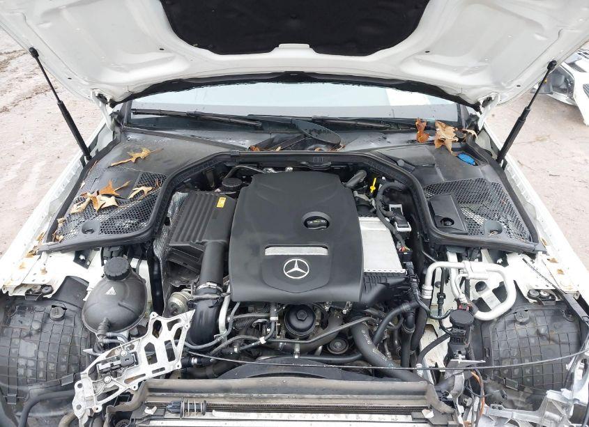 Photo 10 of 2017 Mercedes-benz C 300 4MATIC/LUXURY 4MATIC/SPORT 4MATIC (VIN 55SWF4KBXHU205495)