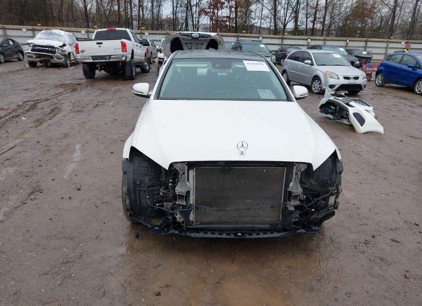 Photo 12 of 2017 Mercedes-benz C 300 4MATIC/LUXURY 4MATIC/SPORT 4MATIC (VIN 55SWF4KBXHU205495)