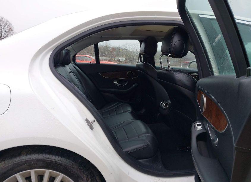 Photo 8 of 2017 Mercedes-benz C 300 4MATIC/LUXURY 4MATIC/SPORT 4MATIC (VIN 55SWF4KBXHU205495)