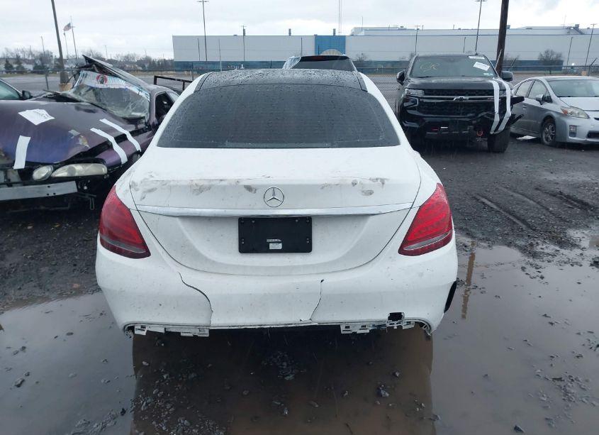 Photo 16 of 2018 Mercedes-benz C 300 4MATIC (VIN 55SWF4KBXJU236753)