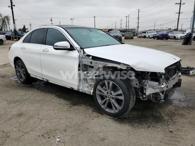Photo 3 of 2018 MERCEDES-BENZ C 300 4MATIC (VIN 55SWF4KBXJU253813)