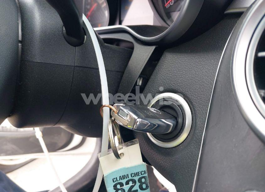 Photo 11 of 2016 Mercedes-benz C 450 AMG 4MATIC (VIN 55SWF6EB4GU115801)