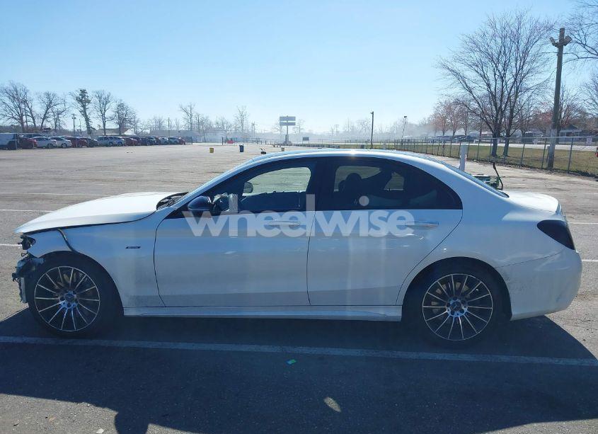 Photo 14 of 2016 Mercedes-benz C 450 AMG 4MATIC (VIN 55SWF6EB4GU124515)