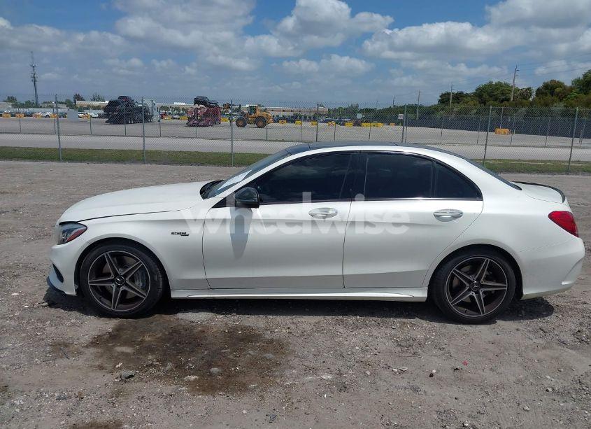 Photo 15 of 2018 Mercedes-benz Amg C 43 4MATIC (VIN 55SWF6EB9JU242891)