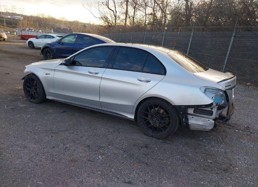 Photo 3 of 2018 Mercedes-benz Amg C 43 4MATIC (VIN 55SWF6EB9JU255673)
