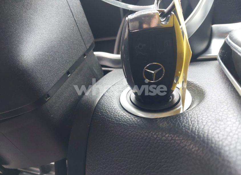 Photo 11 of 2015 Mercedes-benz C 400 4MATIC (VIN 55SWF6GB2FU028247)