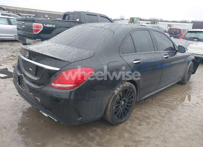 Photo 4 of 2015 Mercedes-benz C 400 4MATIC (VIN 55SWF6GB2FU028247)