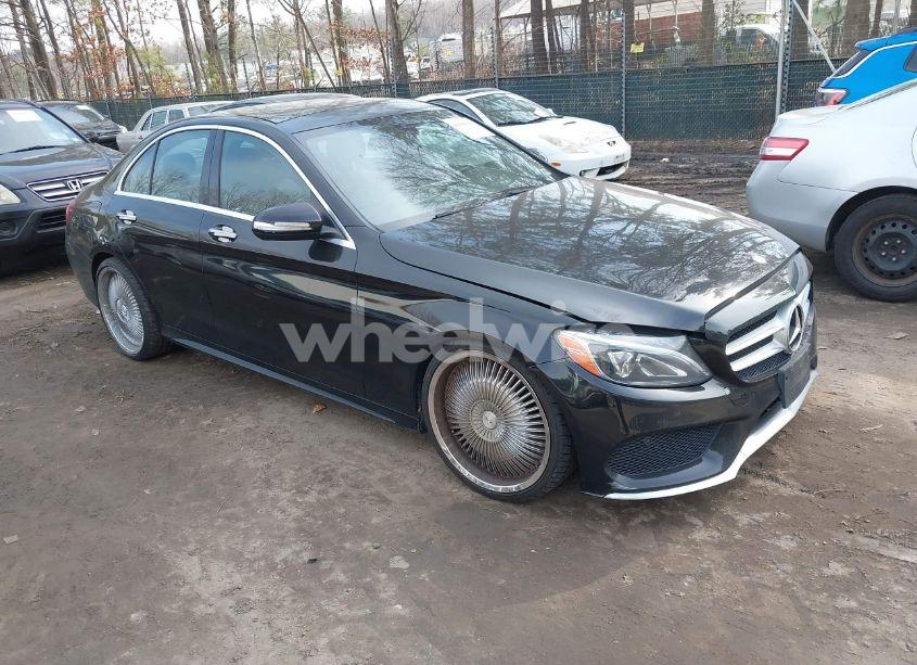 2015 Mercedes-benz C 400 4MATIC (VIN 55SWF6GB6FU010138) main photo