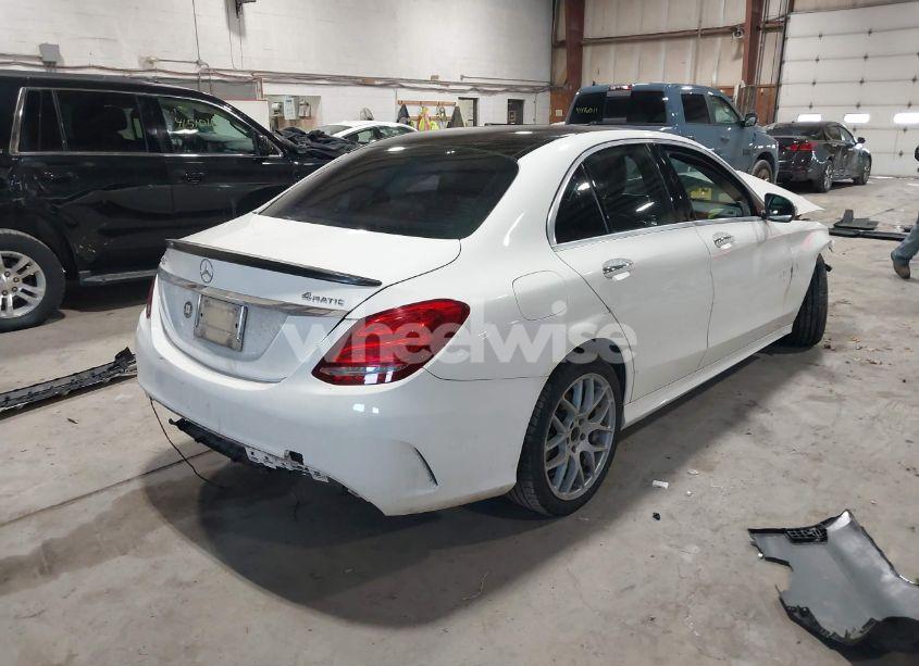 Photo 4 of 2015 Mercedes-benz C 400 4MATIC (VIN 55SWF6GB7FU035307)