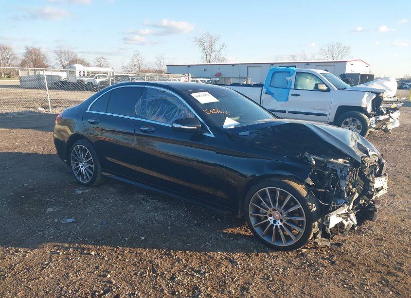 2015 Mercedes-benz C 400 4MATIC (VIN 55SWF6GB9FU012286) main photo