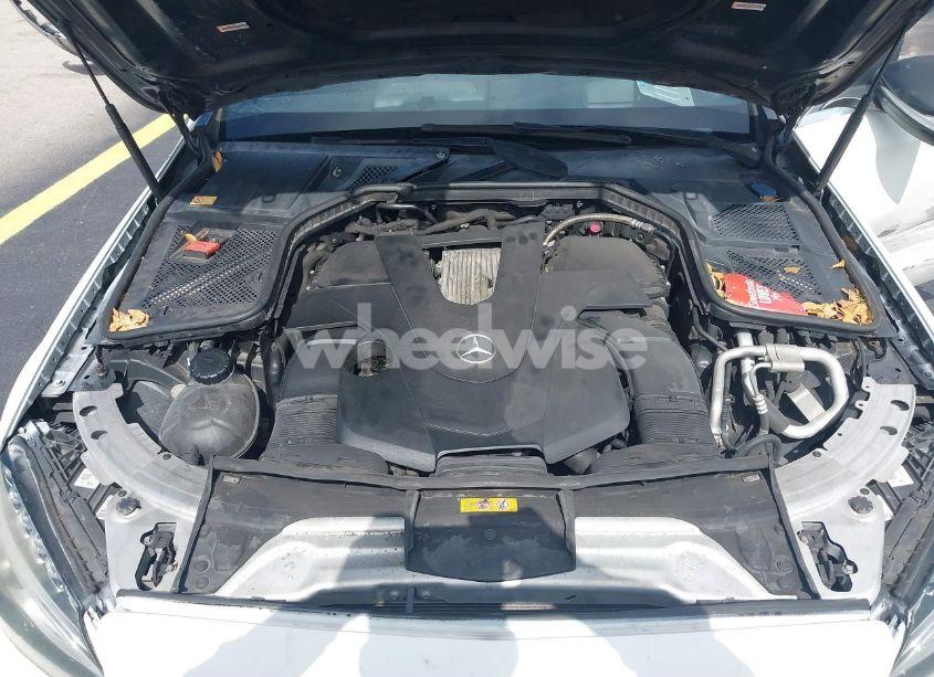 Photo 10 of 2015 Mercedes-benz C 400 4MATIC (VIN 55SWF6GBXFU015973)