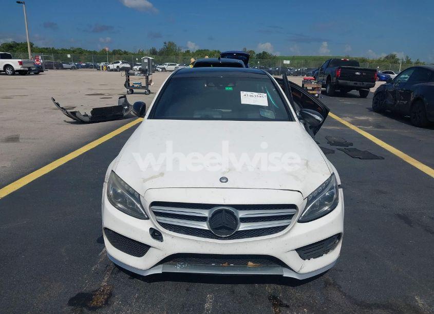 Photo 12 of 2015 Mercedes-benz C 400 4MATIC (VIN 55SWF6GBXFU015973)