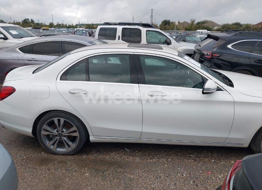 Photo 13 of 2019 Mercedes-benz C 300 (VIN 55SWF8DB0KU284459)