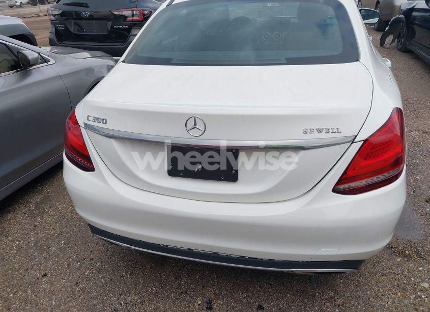 Photo 16 of 2019 Mercedes-benz C 300 (VIN 55SWF8DB0KU284459)