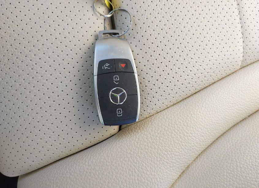 Photo 11 of 2019 Mercedes-benz C 300 (VIN 55SWF8DB0KU288673)