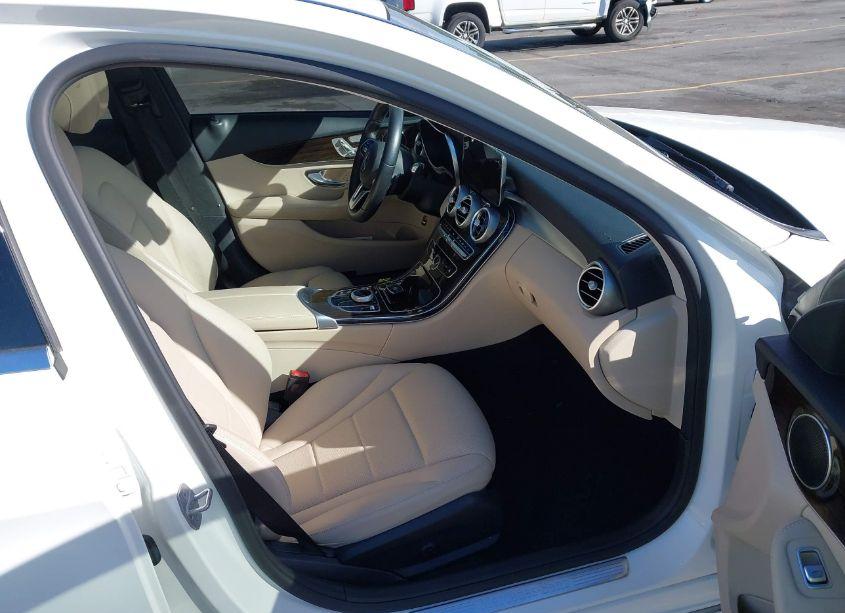 Photo 5 of 2019 Mercedes-benz C 300 (VIN 55SWF8DB0KU288673)