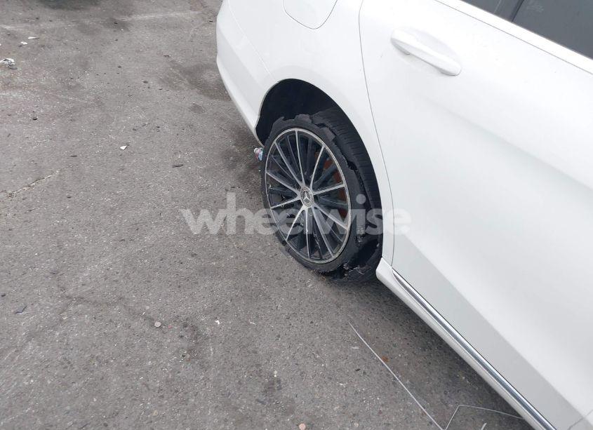 Photo 17 of 2019 Mercedes-benz C 300 (VIN 55SWF8DB0KU290584)