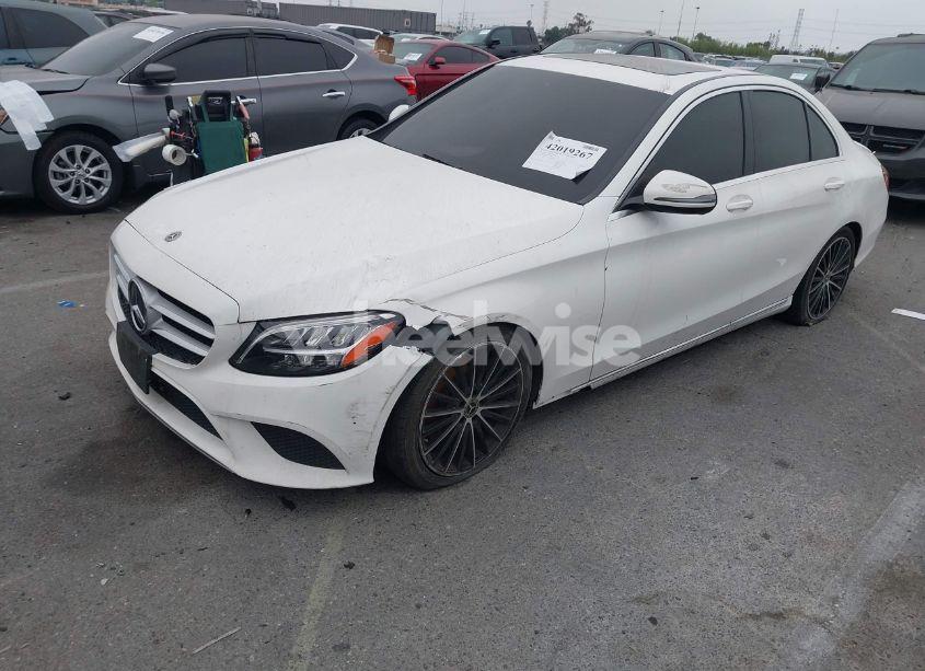 Photo 2 of 2019 Mercedes-benz C 300 (VIN 55SWF8DB0KU290584)