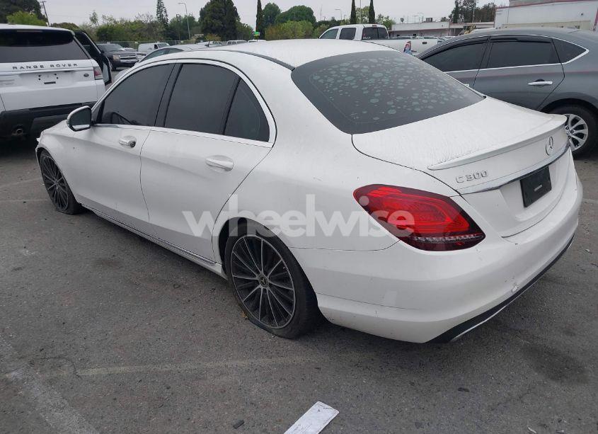 Photo 3 of 2019 Mercedes-benz C 300 (VIN 55SWF8DB0KU290584)