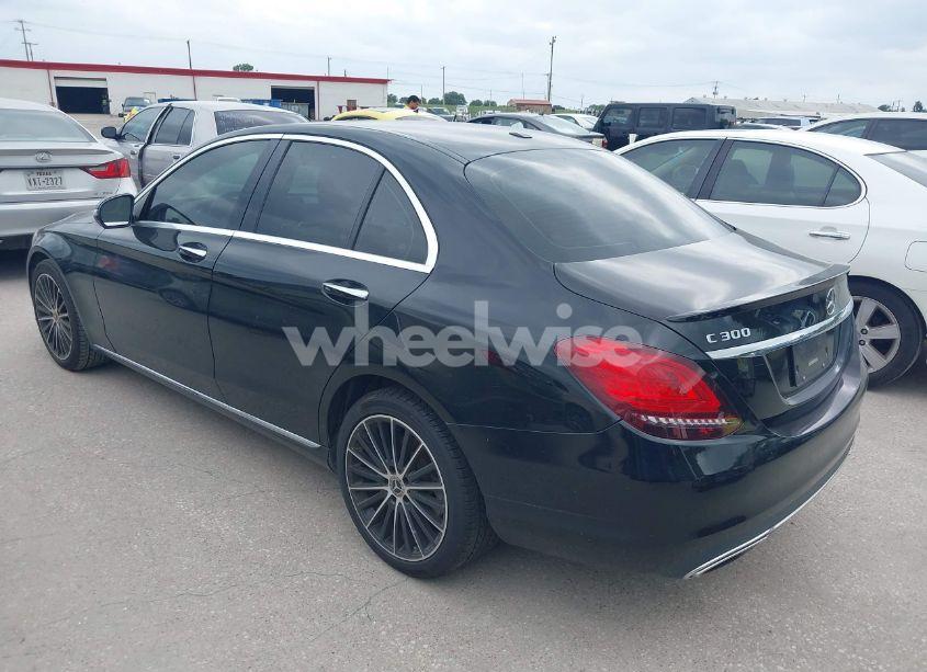Photo 3 of 2019 Mercedes-benz C 300 (VIN 55SWF8DB0KU307061)