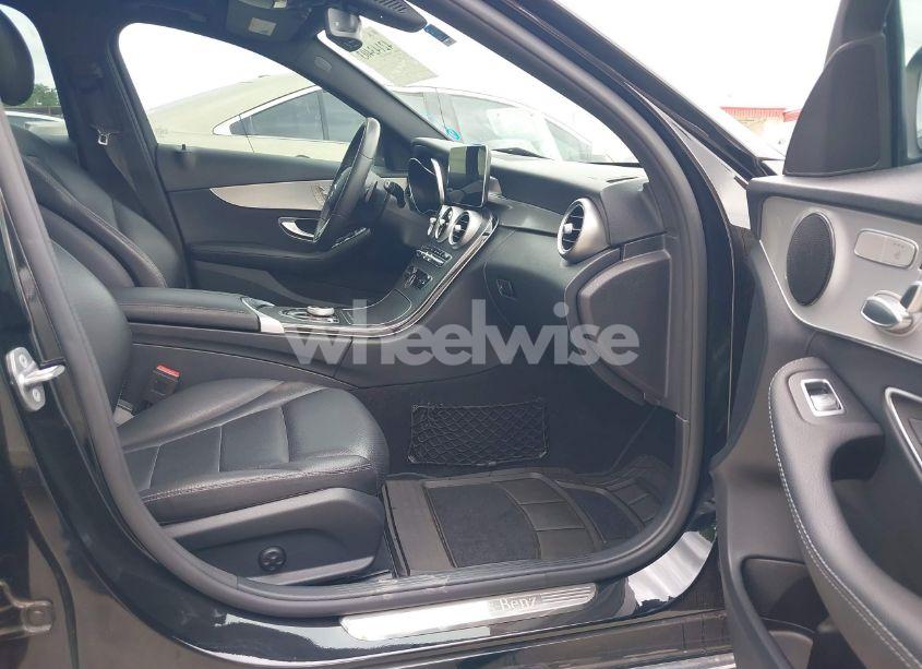 Photo 5 of 2019 Mercedes-benz C 300 (VIN 55SWF8DB0KU307061)