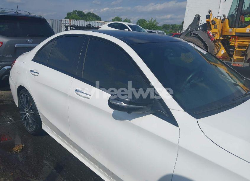 Photo 13 of 2020 Mercedes-benz C 300 (VIN 55SWF8DB0LU326579)