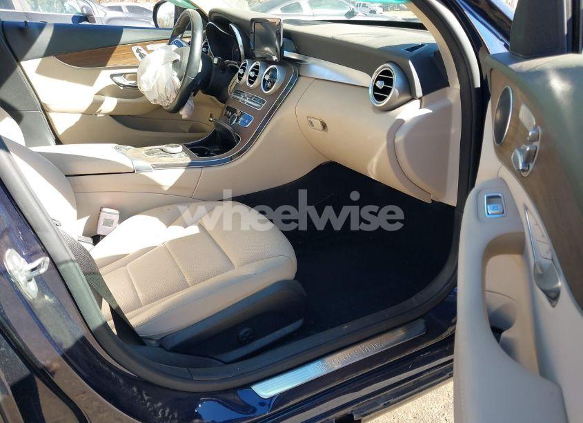 Photo 5 of 2019 Mercedes-benz C 300 (VIN 55SWF8DB1KU285457)