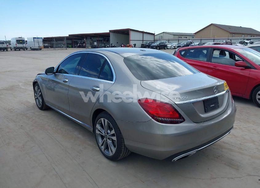 Photo 3 of 2019 Mercedes-benz C 300 (VIN 55SWF8DB1KU296488)